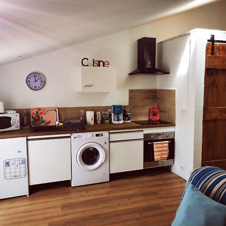 Appartement Avec Terrasse Saint-Martin-de-Brômes Eksteriør bilde