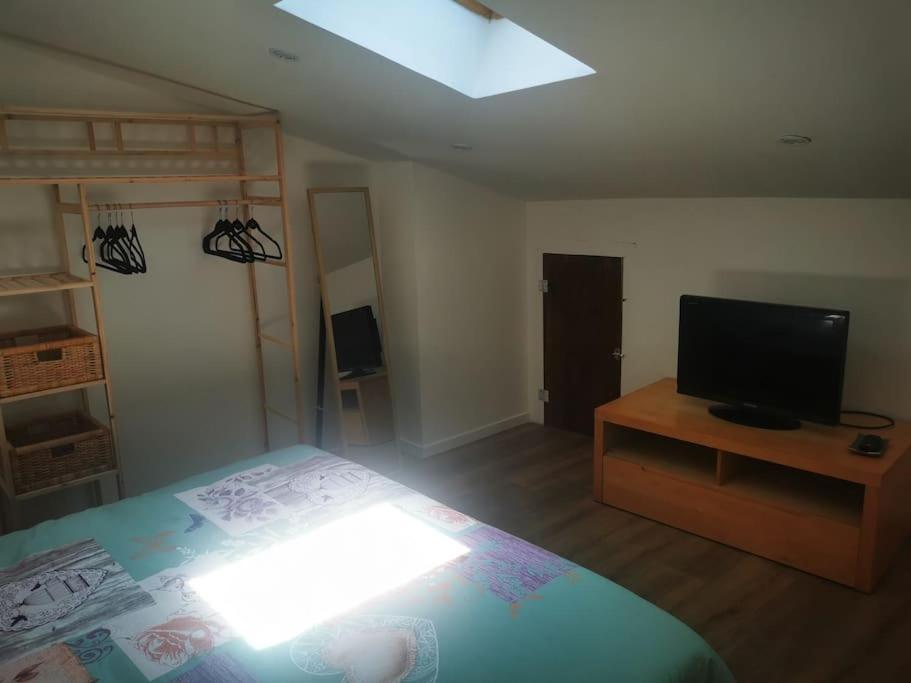 Appartement Avec Terrasse Saint-Martin-de-Brômes Eksteriør bilde